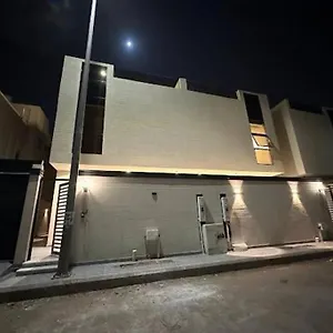 فيلة ساره 